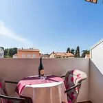 Πανσιόν Alida