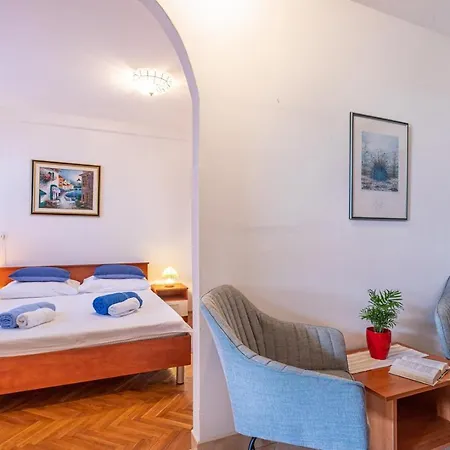 Alida Gostinjska kuća 3*