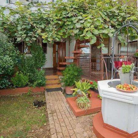 Guest house Alida 3*